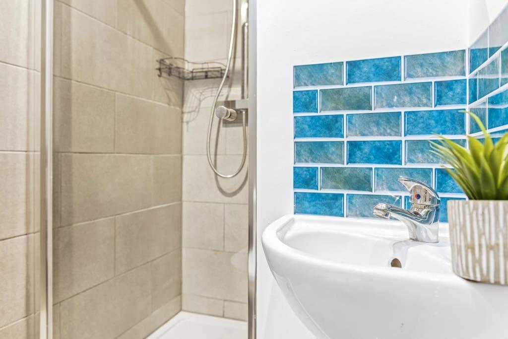 Luxurious 3 Bedroom Apartment In Park Estate Nottingham Exteriér fotografie